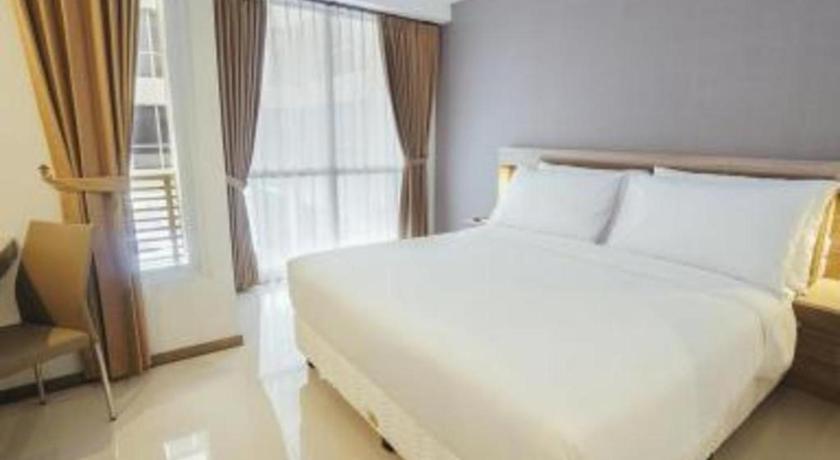 My Tower Hotel Surabaya Exterior foto